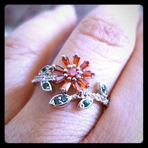 Floral Design Ring Size 6